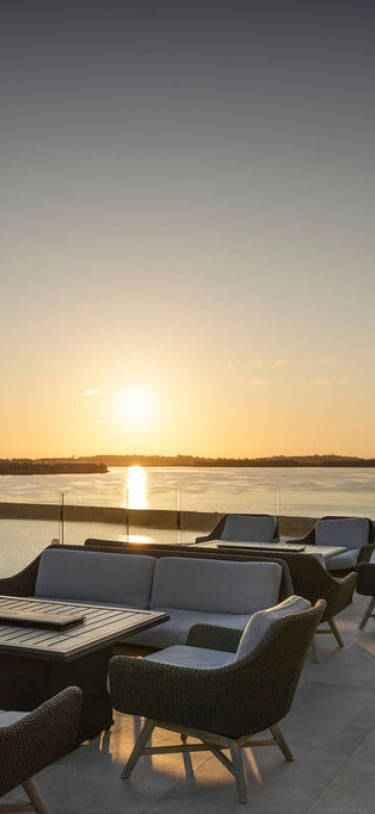 Grotto Bay Beach Resort & Spa – Panorama Lounge