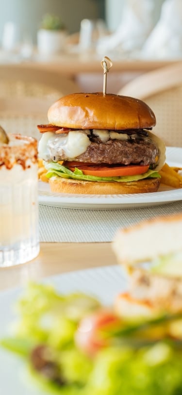 Surf Restaurant – Surf Restaurant - Dining 3