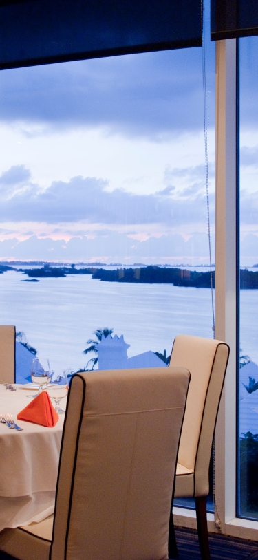 Blû Bar and Grill – Blu - Interior