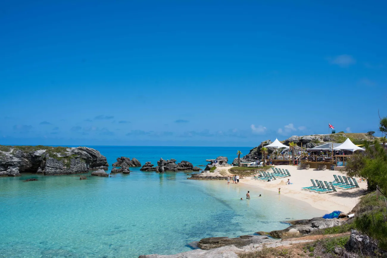 Wide view of Tobacco Bay beach.