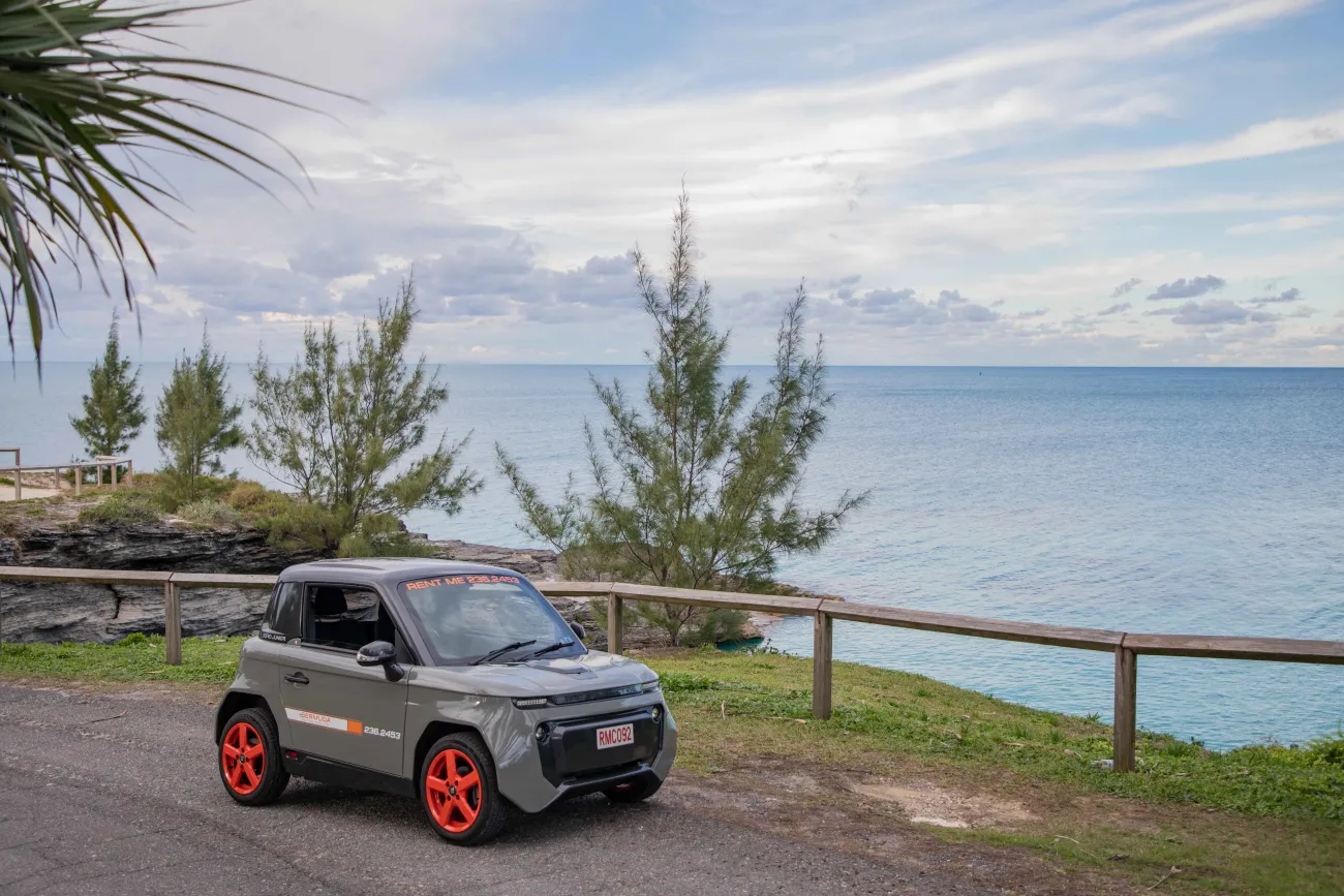 Tazarri by the water.