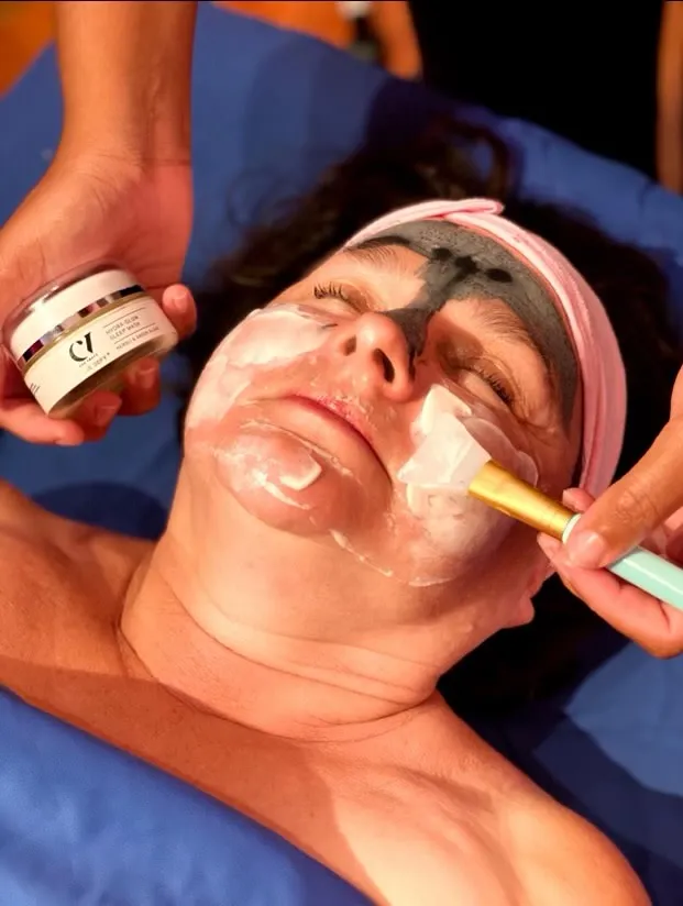 Signature Hydrating Facial at Lacquered Lounge – Facial