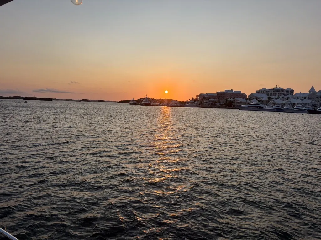 Thanksgiving Afternoon Cruise | ÜberVida