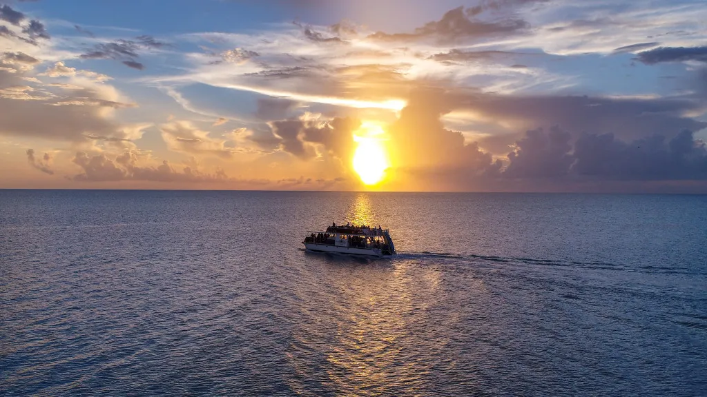 Gosling's Rum Tasting Sunset Cruise