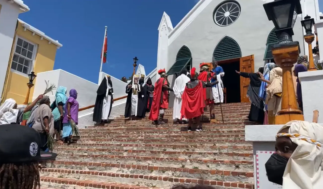 Walk to Calvary Visitor VIP Package – Walk To Calvary Re-Enactment At St Peters Church