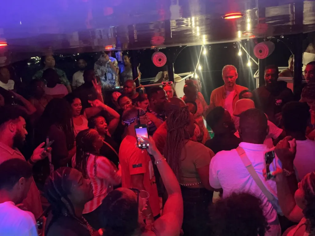 La Hora De La Fiesta Is BACK! Hispanic Night On Board ÜberVida!