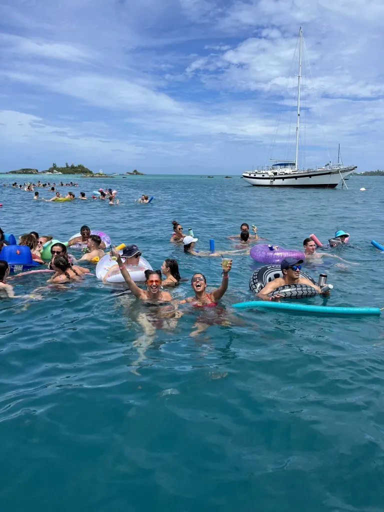 Last Dip: Labour Day Celebration! 4-Hour Swimming Cruise