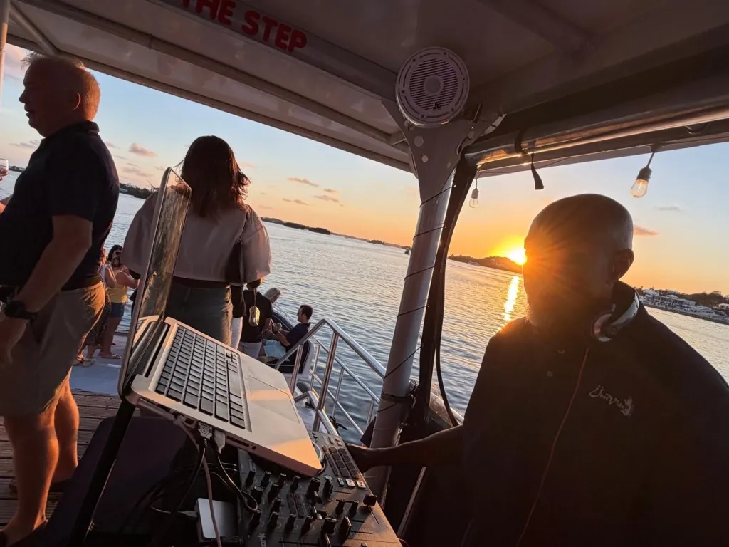 Pre-Remembrance Day Special Sunset Mini Cruise