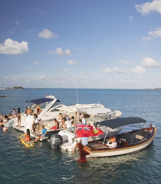 Raft-up in Bermuda