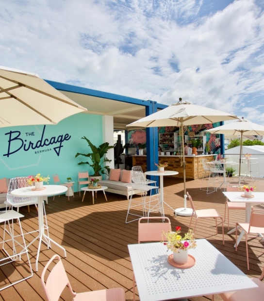 The Birdcage – The Birdcage Front Patio