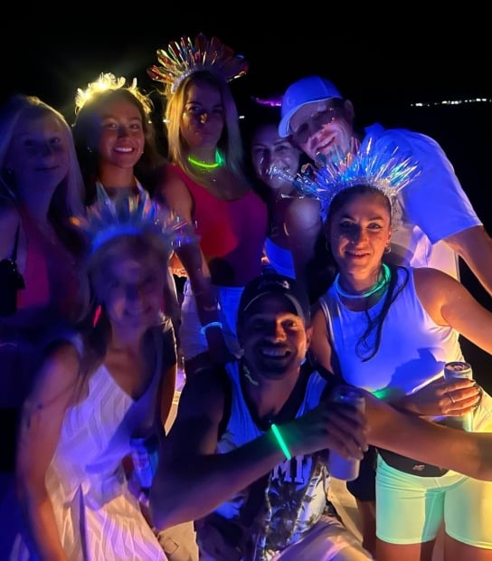 End Of Summer House Music Party On Board ÜberVida