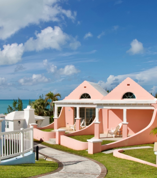 Time Traveller's Retreat at Willowbank – Oceanfront