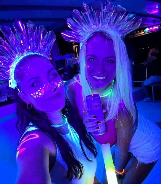 End Of Summer House Music Party On Board ÜberVida