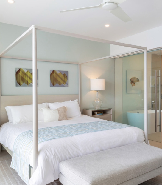 Azura Bermuda – The Cliff Bedroom/Bathroom
