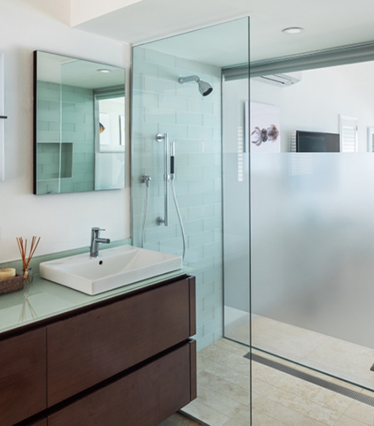 Azura Bermuda – Bathroom