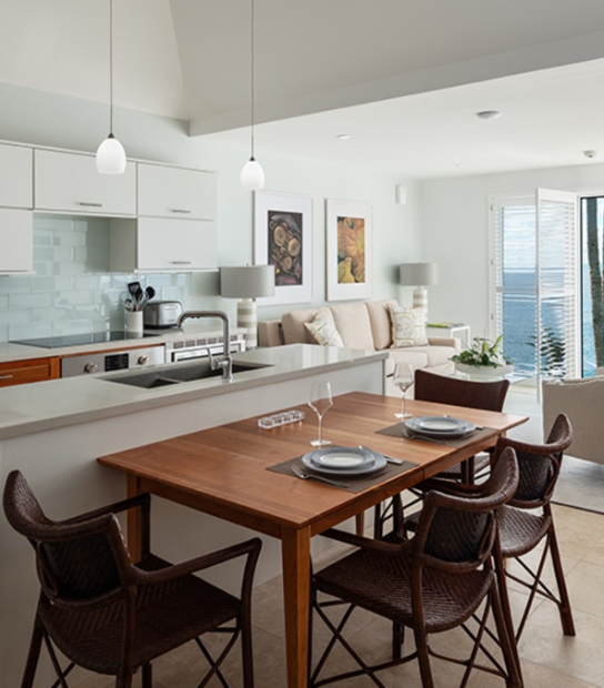 Azura Bermuda – Living & Dining Room