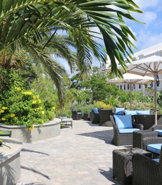 Rosedon Hotel – Outdoor Living Rooms