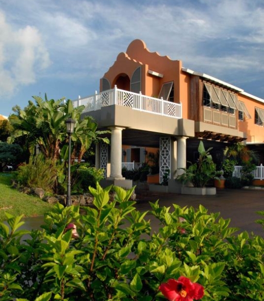 Grotto Bay Beach Resort & Spa – Grotto Bay