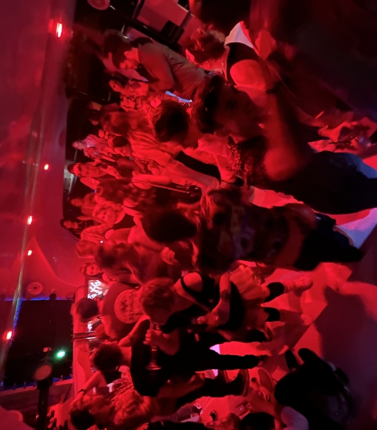Singles Party On Board ÜberVidaBermuda Celebration Yacht!