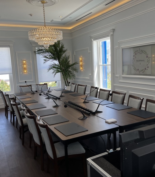 Huckleberry Restaurant – Crystal Room - Meeting