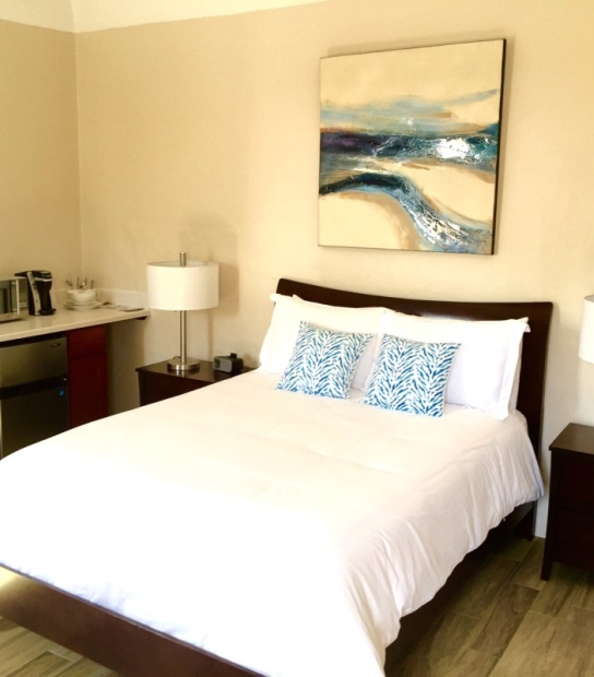 Paraquet Guest Apartments – Paraquet Bedroom