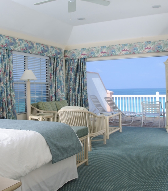 Pompano Beach Club – Interior