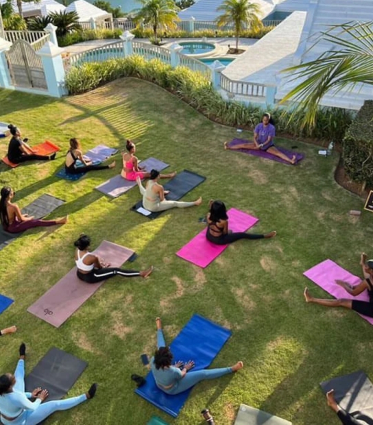 Veryrareyoga – Group Yoga In The Park 2