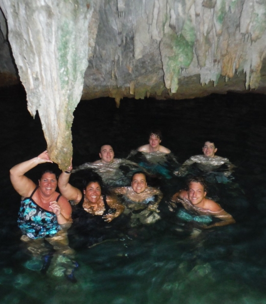 Hidden Gems of Bermuda Ltd. – Jungle Cave Swimming