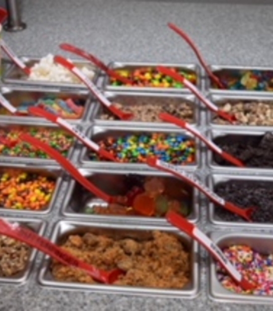 Yo Cherry Frozen Treats - City of Hamilton – Yo Cherry Frozen Treats-3