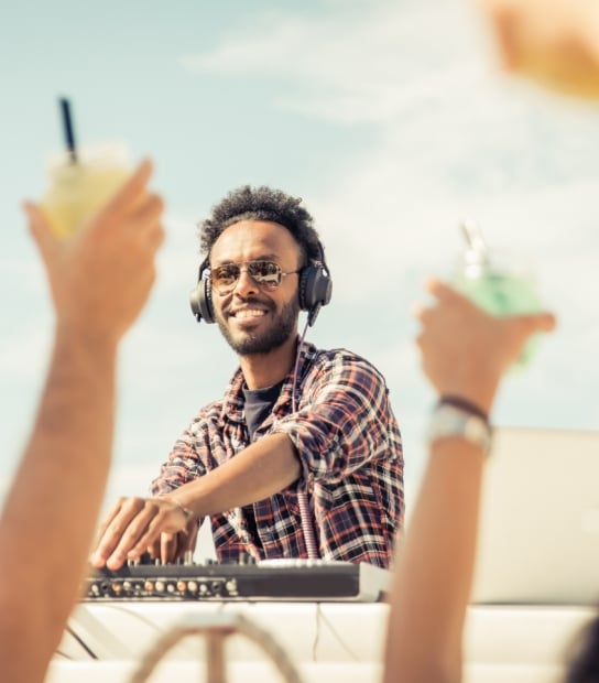 Paradise Pon De Beach | Carnival In Bermuda