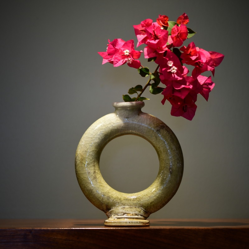 Jon Faulkner Gallery – Round Vase