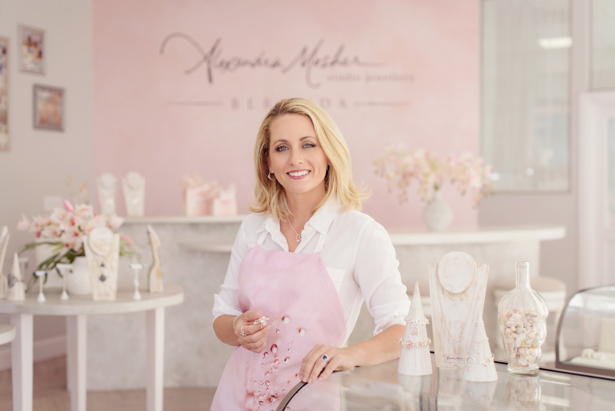 Alexandra Mosher Studio Jewellery – Alexandra In The Studio