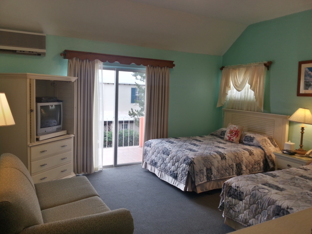 Dawkins Manor – Interior