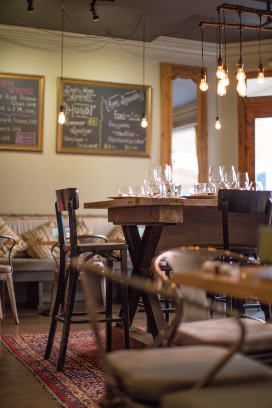 Devil's Isle Cafe – Devis Isle 1