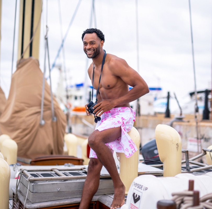 Dana Cooper Designs – Dana Cooper Bermuda Seer Adaptive Shorts