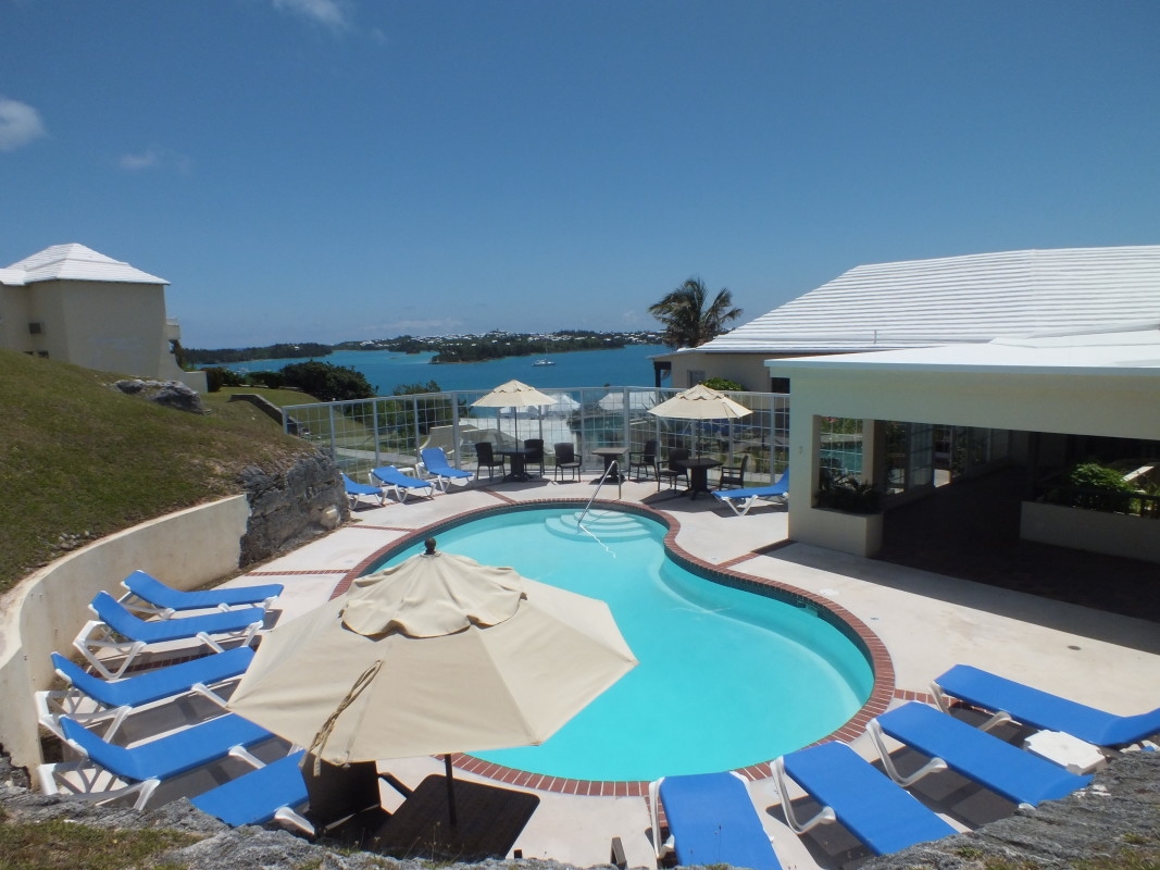 The St. George's Club – Heated Pool At The St George's Cottages On Rose Hill