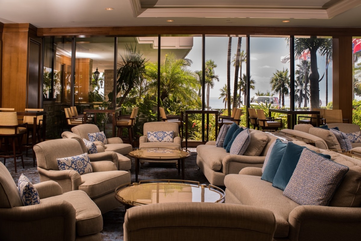 Jasmine Cocktail Bar & Lounge – Jasmine Lounge