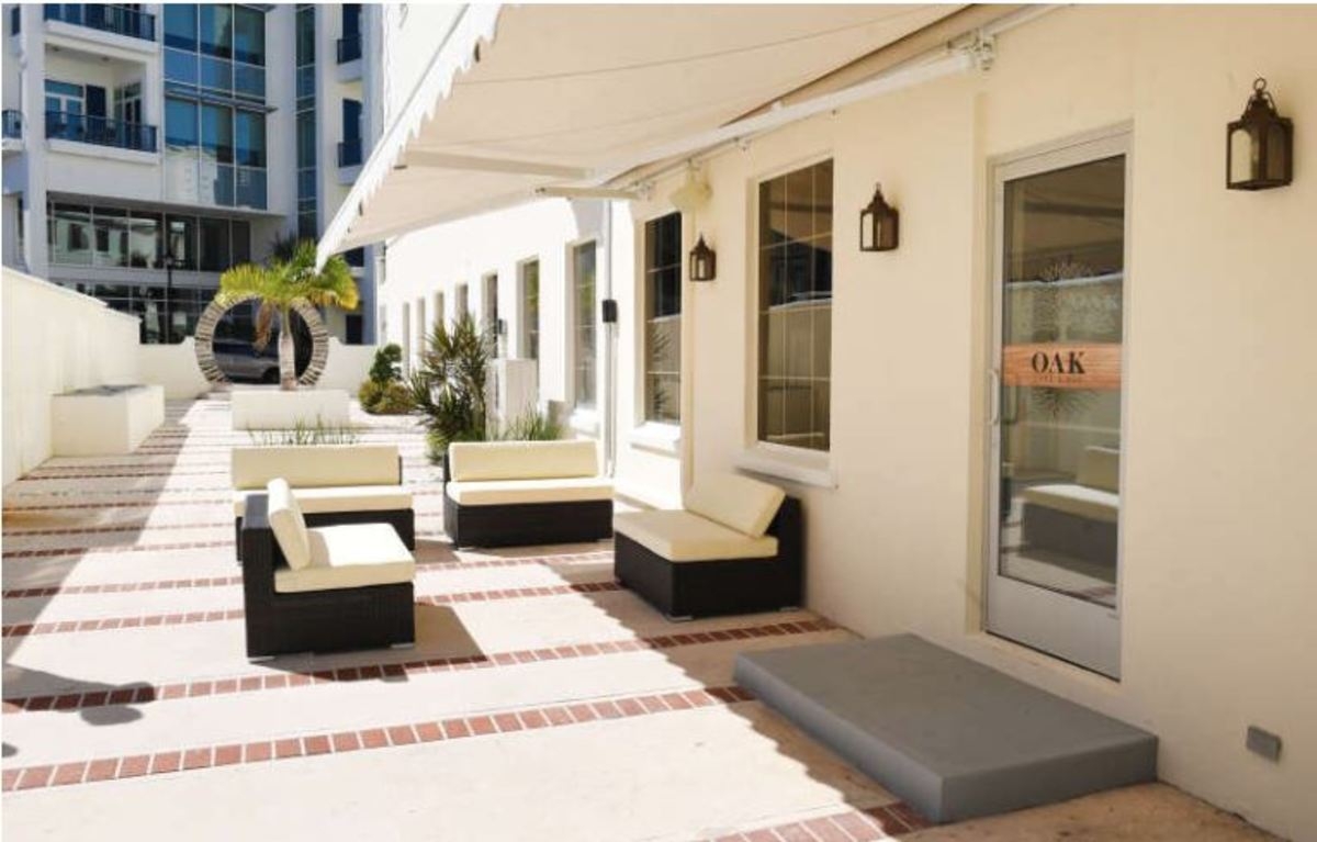 Oak Cafe & Bar – Oak Cafe