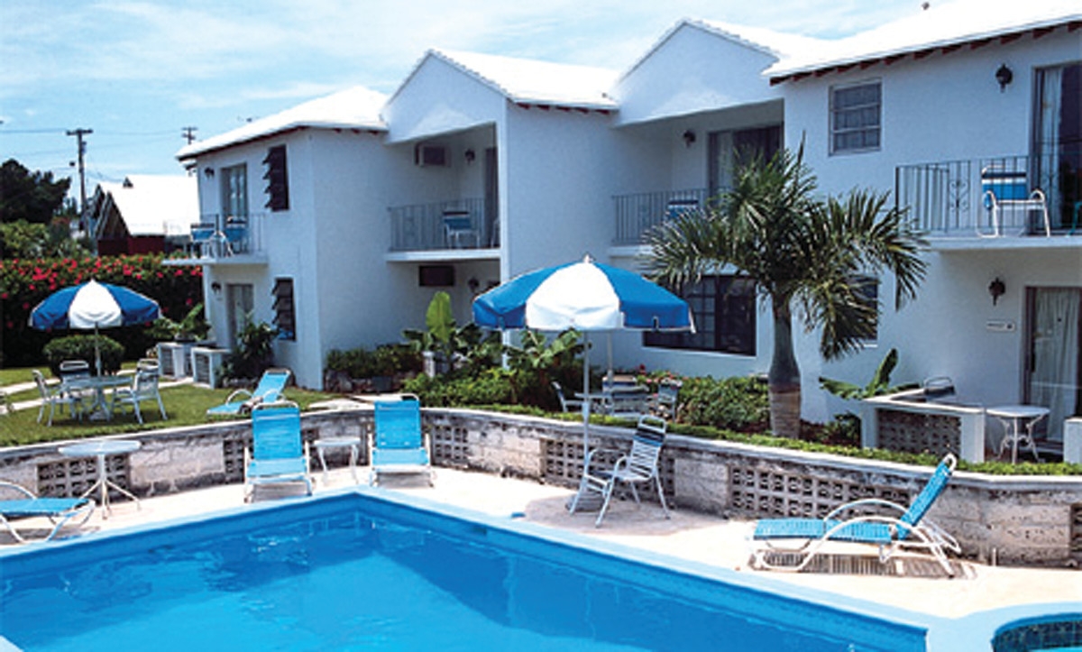 Sandpiper Apartments – Exterior